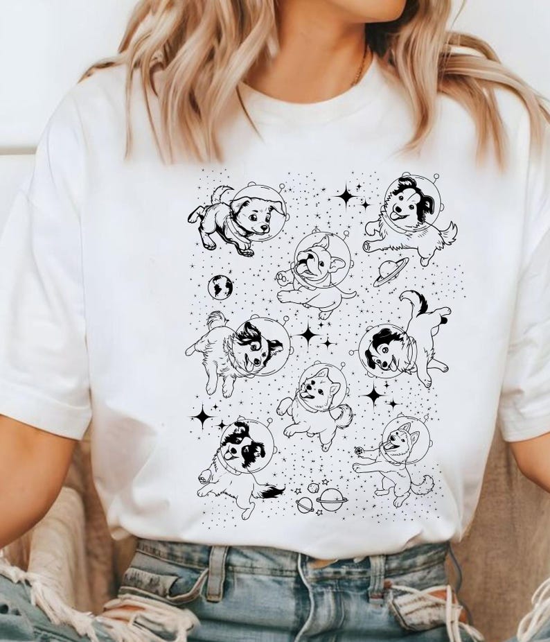 Hunde im Weltraum Shirt, Ästhetisches Vintage Hundeshirt, Retro Hundeshirt, Space Dogs Shirt, Galaxy Shirt, Oversized Shirt, Lustiges Geschenk für Hundeliebhaber Bild 3