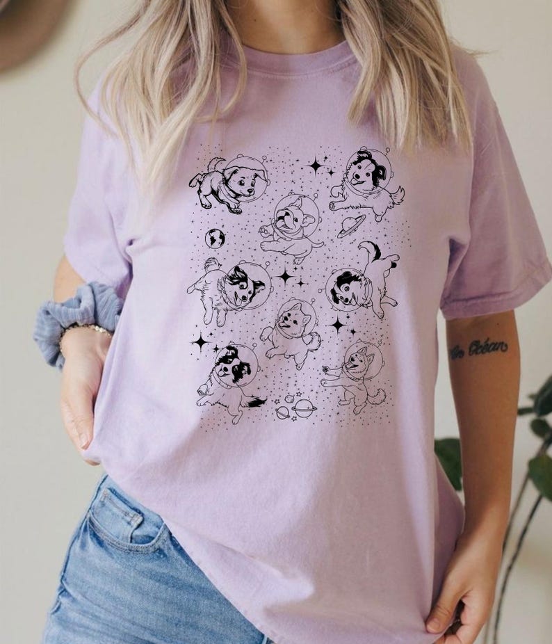 Hunde im Weltraum Shirt, Ästhetisches Vintage Hundeshirt, Retro Hundeshirt, Space Dogs Shirt, Galaxy Shirt, Oversized Shirt, Lustiges Geschenk für Hundeliebhaber Bild 6