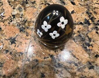 Vintage  EGG  Cloisonné  enamel Decorative egg.  hand painted