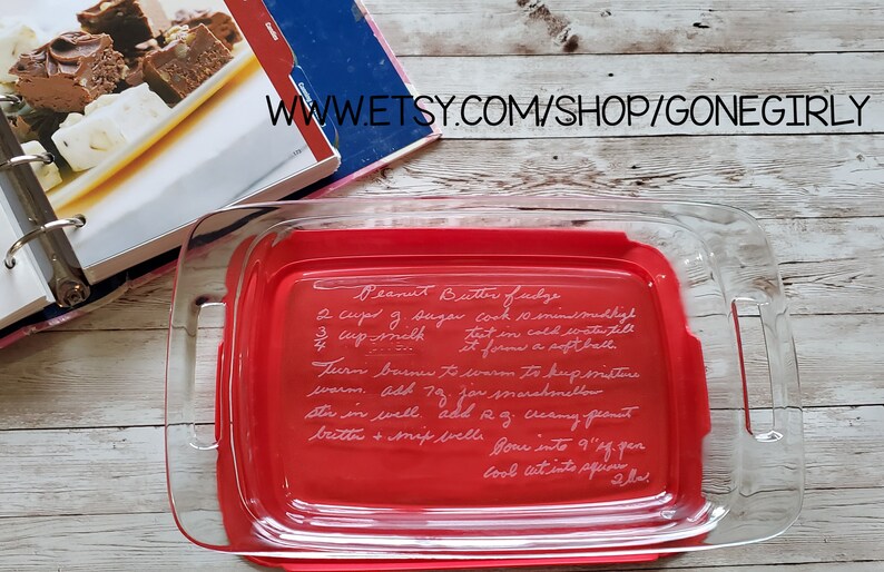 Transform HANDWRITTEN RECIPE into an engraved 7x11 Pyrex Family Favorite for Loved One image 3