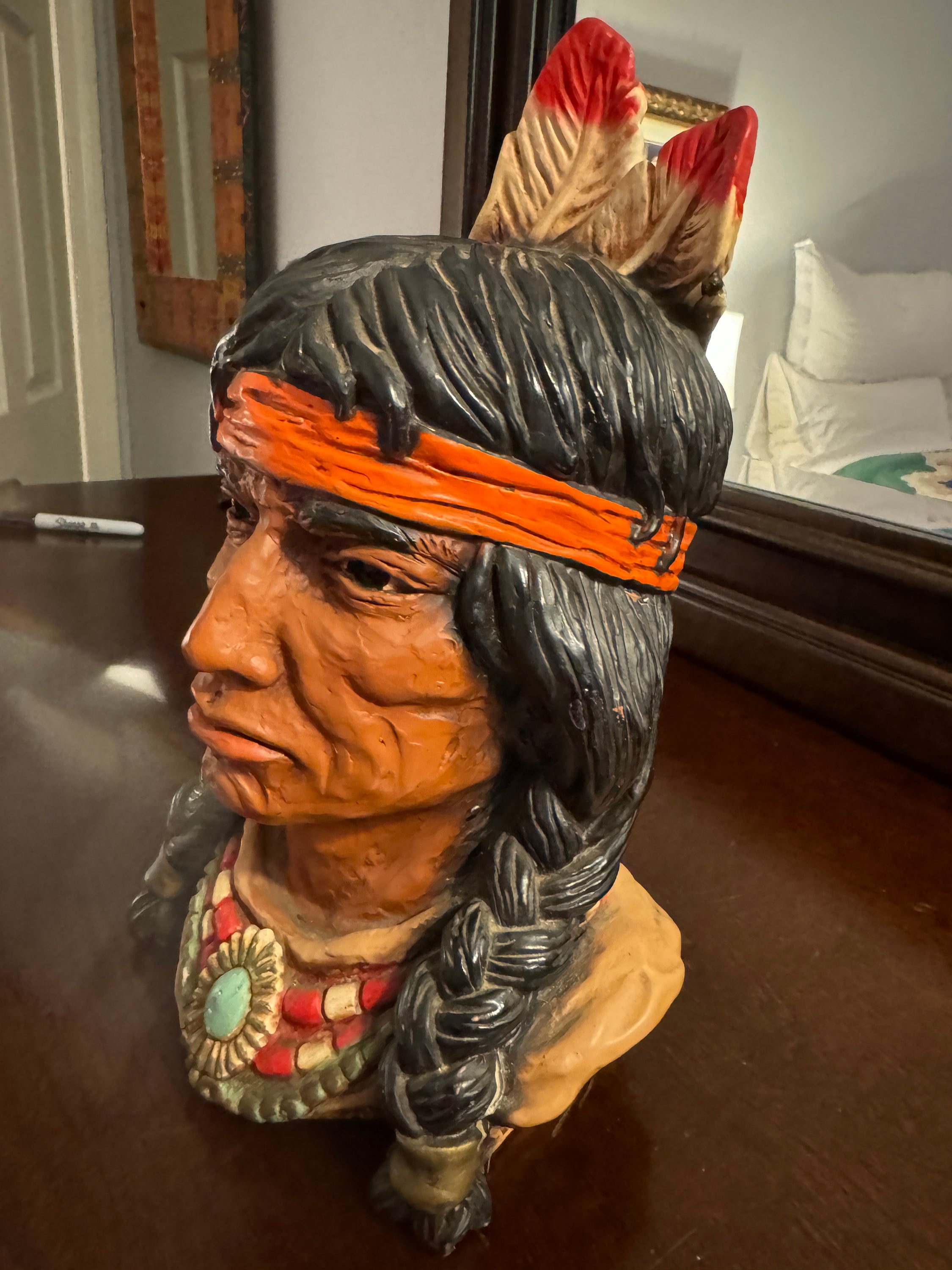 ORIGINAL Indian Bust Universal Statuary Corp 320 Chicago, Ill. c 1966 BEAUTIFUL