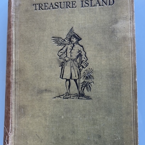 Treasure Island By Robert Louis Stevenson - *** Rare Vintage copy 1946 ***