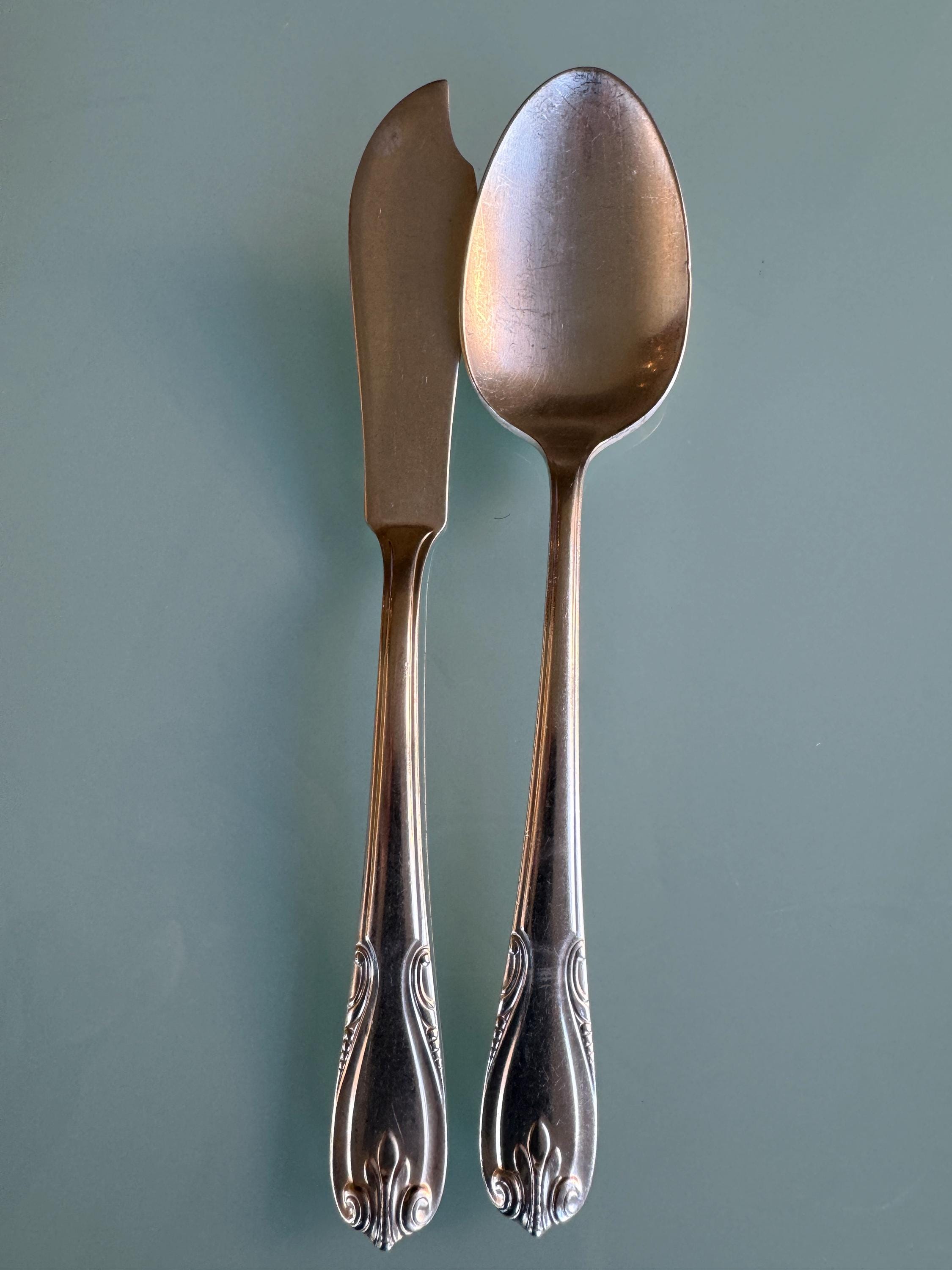 Sonata Wallace XXXX Master Butter Knife and Oval Soup Spoon VERY