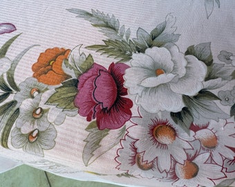 Gorgeous  Vintage Floral Tablecloth  82 x 24" Very nice condition Spring Decor