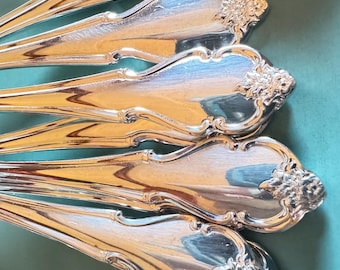 vintage Waverly International, plaqué argent 39 pièces, 7 montures complètes, en parfait état, prête à être installée