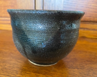 Studio Pottery 7 1/2" Bowl signed HP NC North Carolina    Stoneware