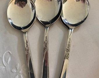 ~ ANCESTRY ~ NO MONO WEIDLICH STERLING BOUILLON SOUP SPOON S 