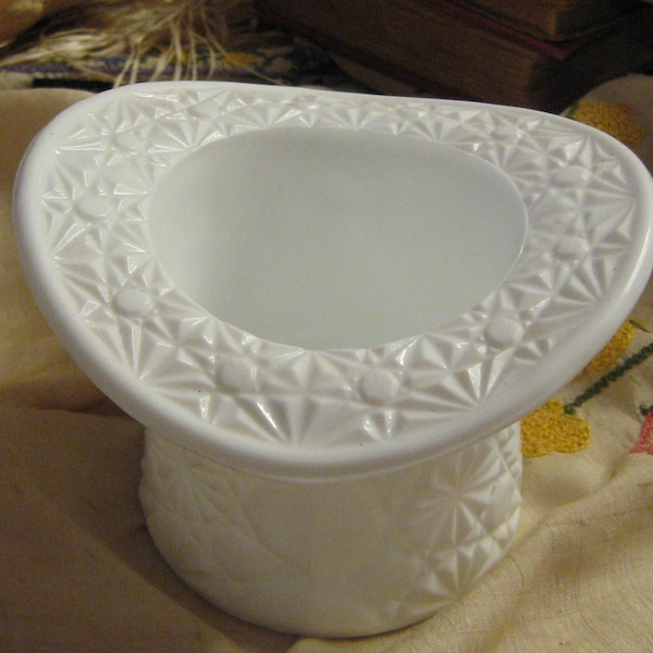 WHITE Fenton Top Hat  Milk Glass Large Daisy and Button Art Glass Original Vintage Collectible Vase American