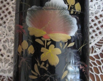 1940s peach toleware tissue holder/caddy hand painted flowers 1940s peach toleware tissue holder/caddy hand painted flowers