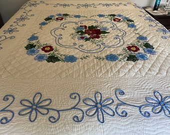 Vintage Floral Applique Quilt 94" x 105" Hand Made, Hand Stitched, Thin Quilt, Scalloped Edge, Embroidered  FINE Condition CIRCA 1930