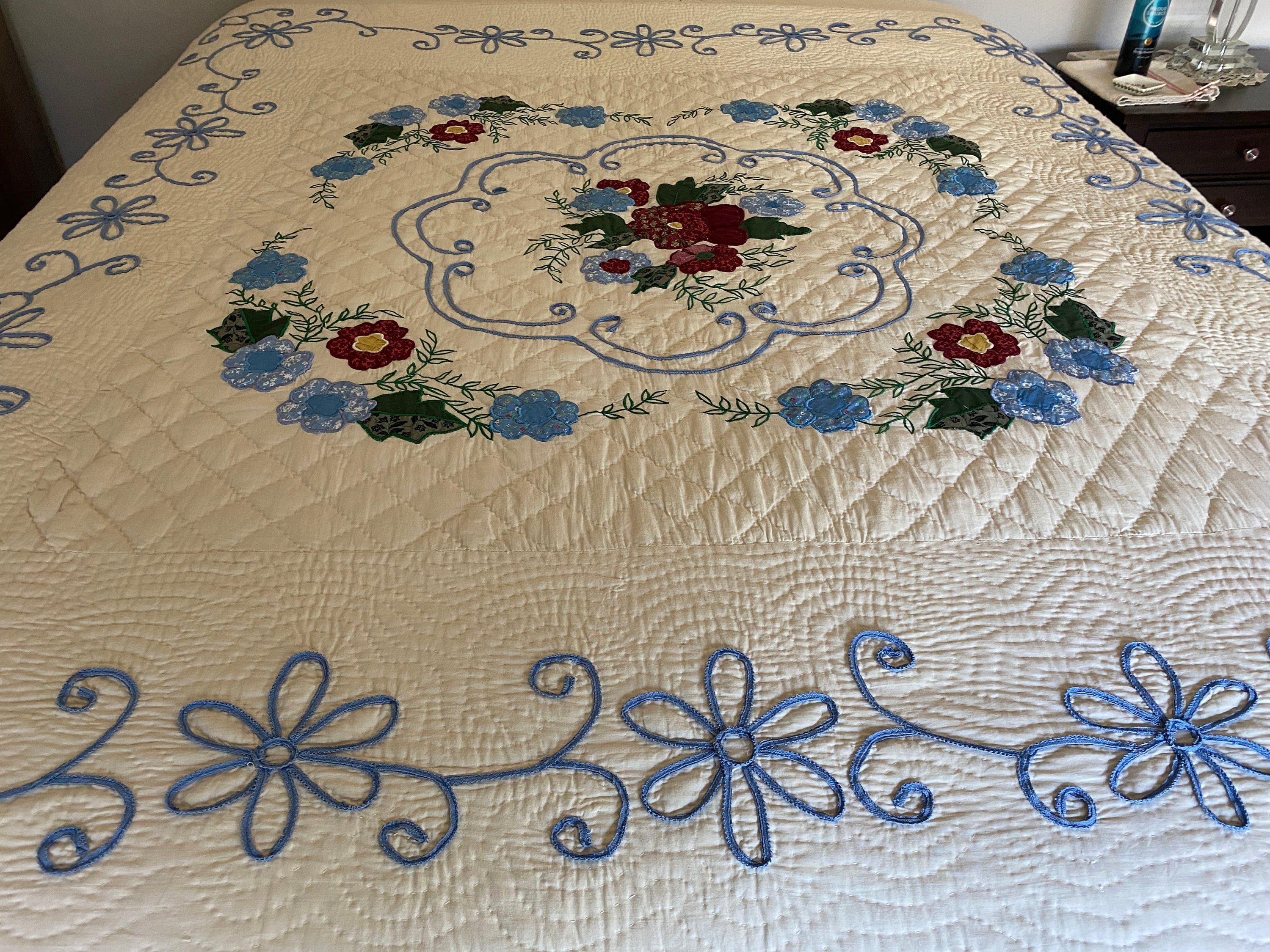 Vintage Floral Applique Quilt 94" x 105" Hand Made, Hand Stitched, Thin Quilt, Scalloped, Embroidered  FINE Condition c1930  *Rave Reviews*