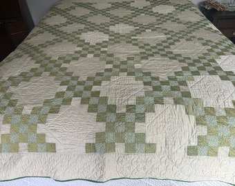 Antique Timeless Irish Chain Quilt 82 x 82" Excellent Handmade c1930 Green on Cream  SPRING