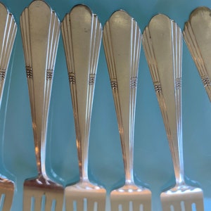 ANDOVER 1939 by Andover Silver Plate Andover Silver Plate  SALAD/DESSERT Fork 6 Pc