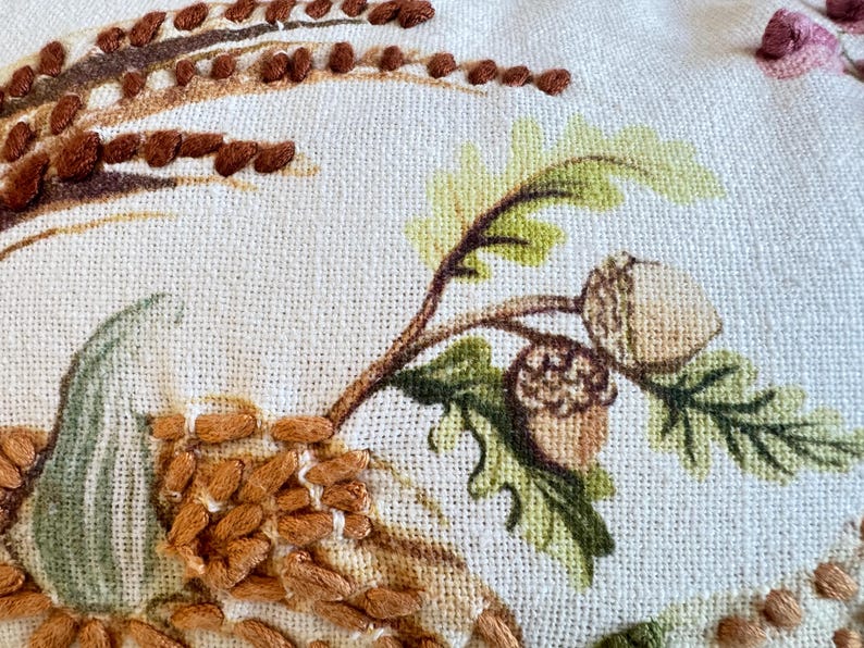 Martha Stewart Matching Pillows Crewel Embroidery, Harvest Decor, with Pheasant 2 pc immagine 8