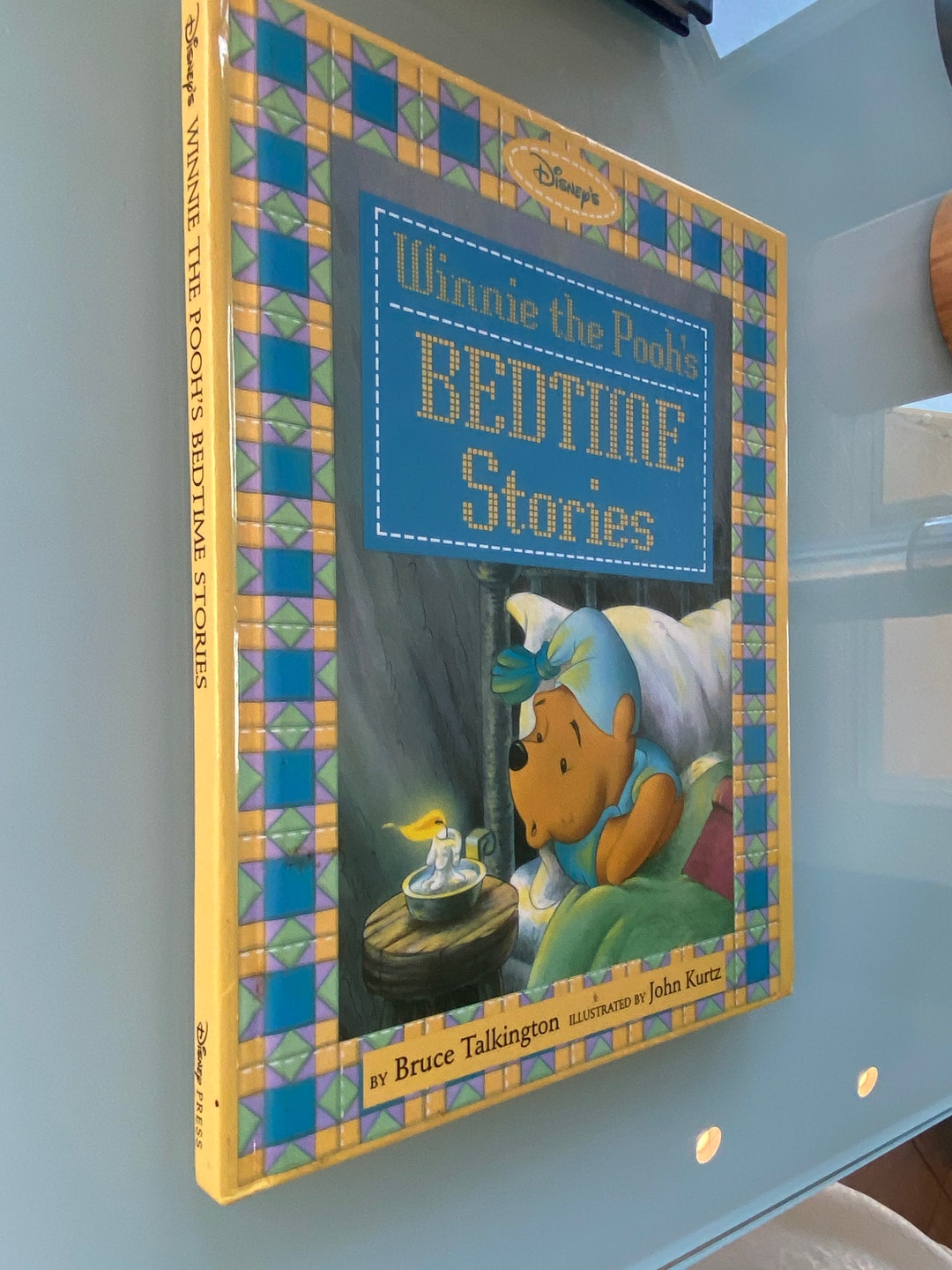 LENOX POOH'S BEDTIME STORY  プーさん　陶器置物 LENOX POOH'S BEDTIME STORY プーさん 陶器置物