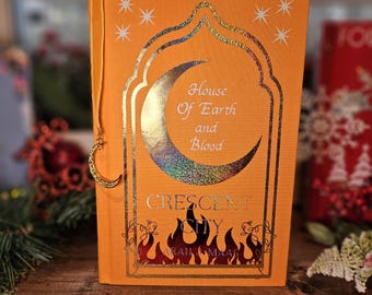 House of Earth and Blood Special Edition | Crescent City Book 1 by Sarah J Maas