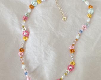 Flower Beaded Necklace | Freshwater Pearl Necklace | Handmade Necklace | Dainty Handmade Necklace | Beaded Necklace | Gold Filled Jewelry