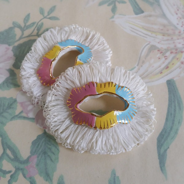 One Pair of Ceramic Clay White, Pastel and Gold with raffia Vintage Italian ornaments from 1950's