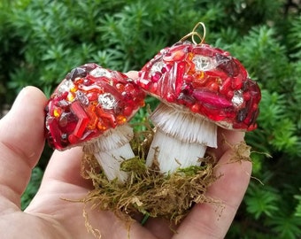 Magical Vintage Red 1930's Czech Gems double Fly Agaric Mushroom Ornament - Alice in Wonderland Woodland Gift for Valentine's, mom or BFF