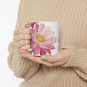 Pink Margaret Daisy Ceramic Mug, Floral Coffee Cup, Flower Lover Gift, Tea Mug, Spring Kitchen Decor, Mother&#39;s Day Present