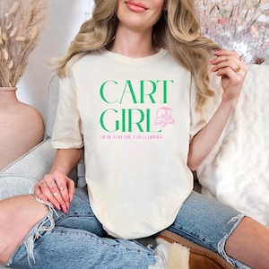 カートガールTシャツ – 女性のための楽しいゴルフシャツ | 独身パーティー、飲み会、カントリークラブ、夏の雰囲気にぴったりのキュートなゴルフカートTシャツ