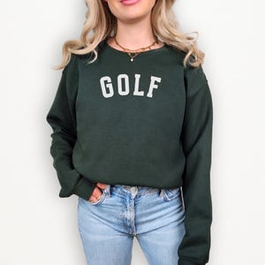 Golf Sweatshirt for Women – Cute Preppy Golf Crewneck, Retro Golf Lover Gift, Trendy Golf Club Sweater, Country Club Aesthetic