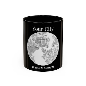 Aangepaste koffiemokken met stadsplattegrond Gepersonaliseerde koffiemokken met aangepaste stadsplattegronden op koffiekop Mok aanpassen Elke mok met stadsplattegrond