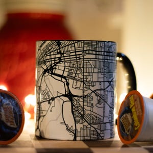 Caneca de café com mapa de San Antonio, presente de geografia exclusivo para amantes de café, lembrança de viagem, caneca de escritório personalizada, decoração divertida para casa