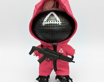 Conjunto de ropa para muñeca impresa en 3D: mono rosa, máscara, pistola y zapatos para muñecas de 17 cm