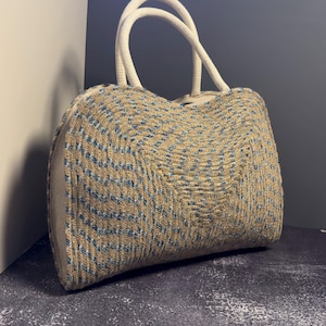 Natural Jute Handbag Handmade by Local Artisans, Sustainable and Durable Bag made with Natural Fiber, Boho Style Shoulder Bag