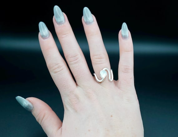 Silver tide ring size 5