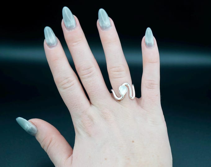 Silver tide ring size 5