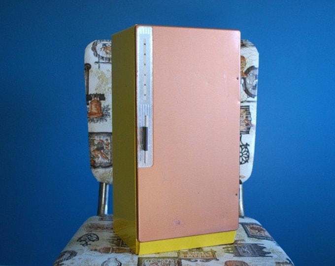 Vintage Metal Toy Refrigerator Etsy