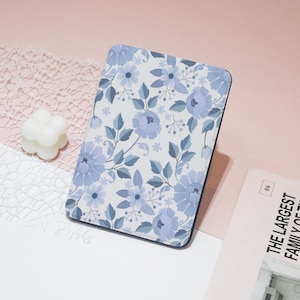Elegant Blue Floral Kindle Case For Paperwhite 6 7 10 11 12th 6.8,Kindle 2024,Kindle 8th 10th 11 12th Gen,Auto Wake/Sleep,Kindle Cover Gift