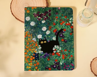 Kreative schwarze Katze im grünen Muster iPad Hülle, iPad Hülle mit Bleistifthalter-Abdeckung