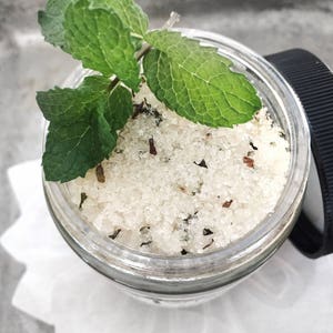 Organic Peppermint & Bergamot Sugar Scrub // All Natural // Vegan image 4