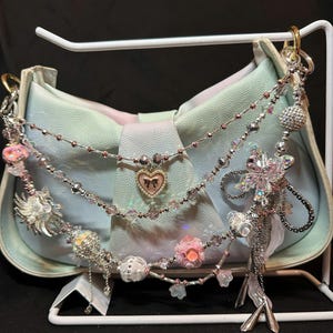 Fairycore Crystal Beaded Keychain – Handmade Kawaii Bag Charm with Butterfly, Heart & Roses – Purse or Jeans Accessory