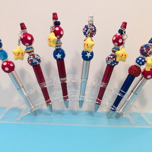 Stylos du 4 juillet ou du Memorial Day ! Montrez votre patriotisme d'une belle manière ou offrez-en un à votre professeur, ami ou collègue.