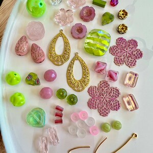 Pretty Pink Bead Mix, Curated Jewelry Making Supplies, Destash, Blueartichokedesigns