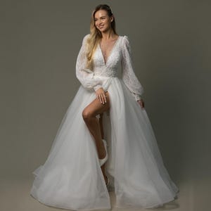 Elegant Lace Wedding Dress - Flowy White Gown for Princess Bride, Custom Plus Size Luxury Wedding Dress
