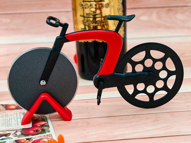 Cortador de pizza con forma de bicicleta creativa Red