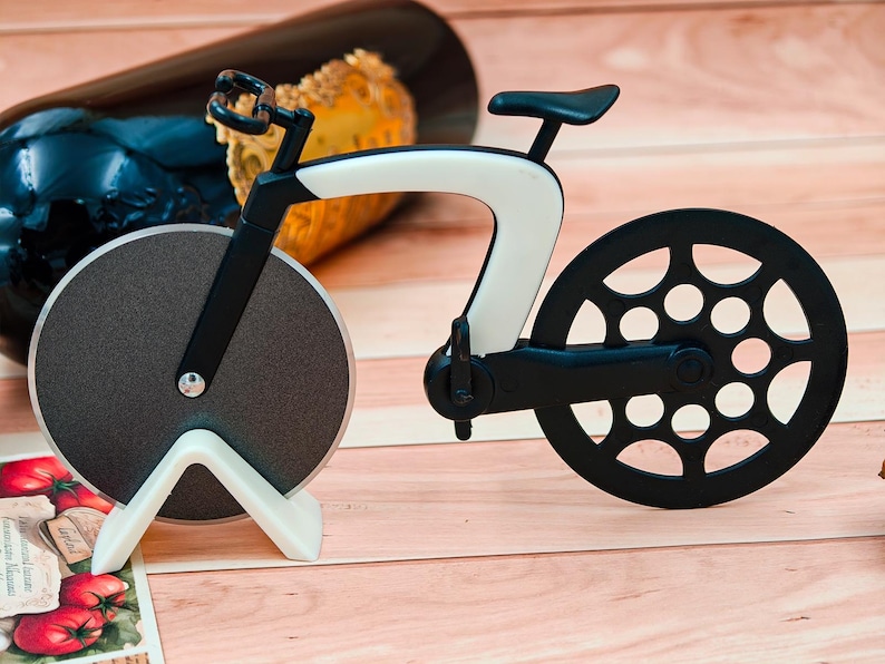 Cortador de pizza con forma de bicicleta creativa White