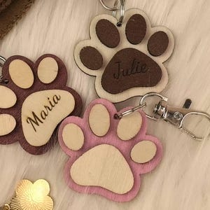 Personalized Wooden Pet Paw Keychain - Custom Dog Cat Animal Name - Unique Handmade Pet Lover Gift - Personalized Gift - Wedding Favor