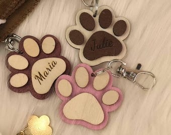 Personalized Pet Paw Keychain: Custom Engraved Wooden Dog Cat Name