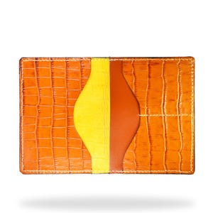 Porta passaporto in vera pelle - Elegante e personalizzabile con incisione. Resistente, pratico e ideale per viaggiare con stile e sicurezza.