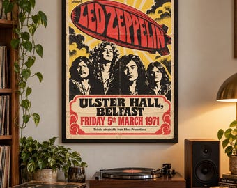 Può includere: Un poster vintage incorniciato di un concerto dei Led Zeppelin all'Ulster Hall di Belfast, venerdì 5 marzo 1971. Il poster presenta un dirigibile rosso, i ritratti dei quattro membri della band e raggi solari gialli su sfondo color crema.
