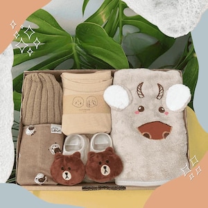 Premium Gift Baby Hampers with Towels, Newborn Gift Unisex Free Custom Gift Card, Baby Gift Box, DHL Express