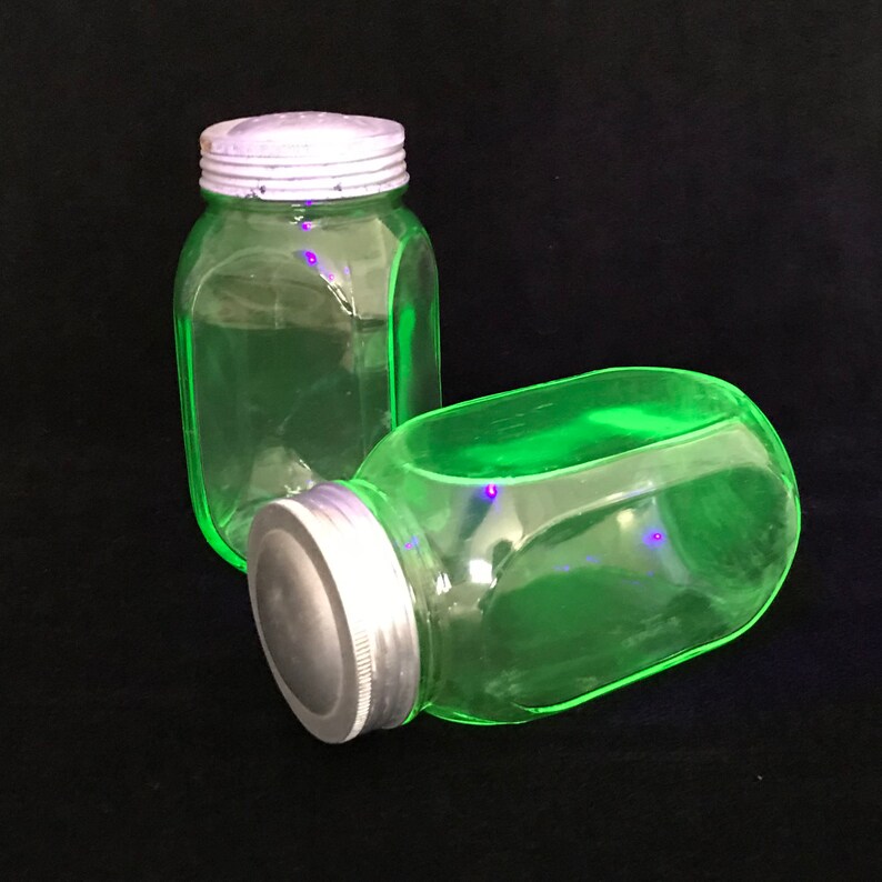 2 Uranium Glass Hoosier Shakers Etsy