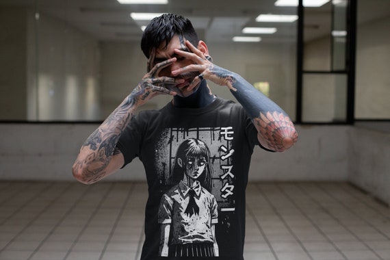 モンスター Yandere Anime Schoolgirl - Short-Sleeve Unisex T-Shirt Creepy Horror Manga