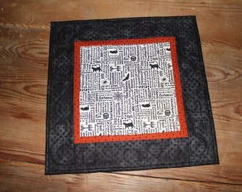 Halloween candle mat